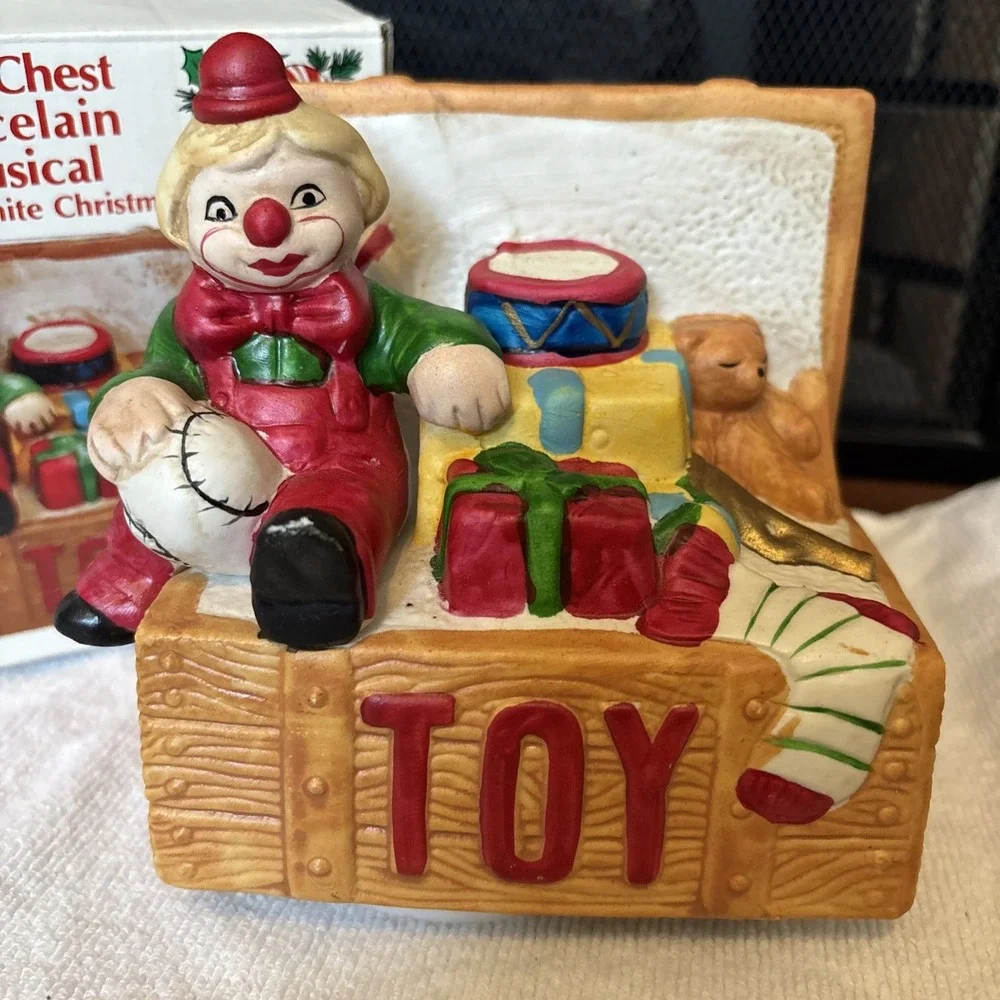 Vintage Ceramic Christmas Toy Box ~ Musical ~ Rotating ~ Plays 